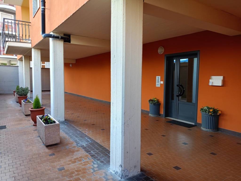Appartamento a Borgo san dalmazzo in Via Villar, 35 - Foto 4