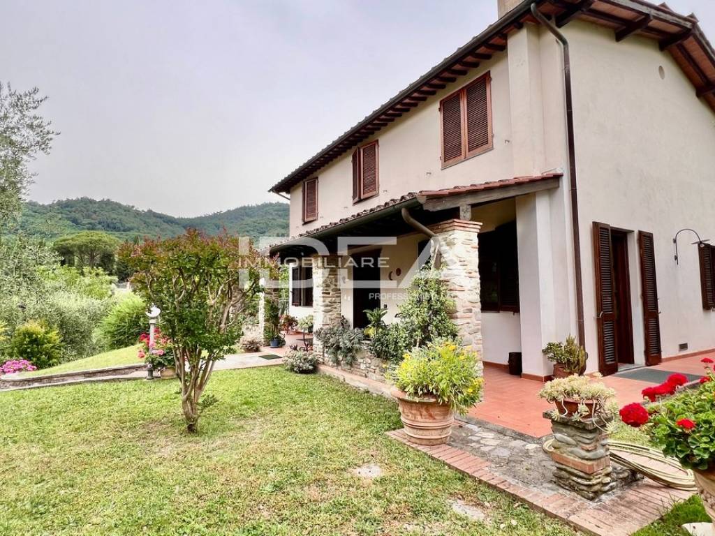 Villa a Lucca in Via di Palmata , - Foto 2