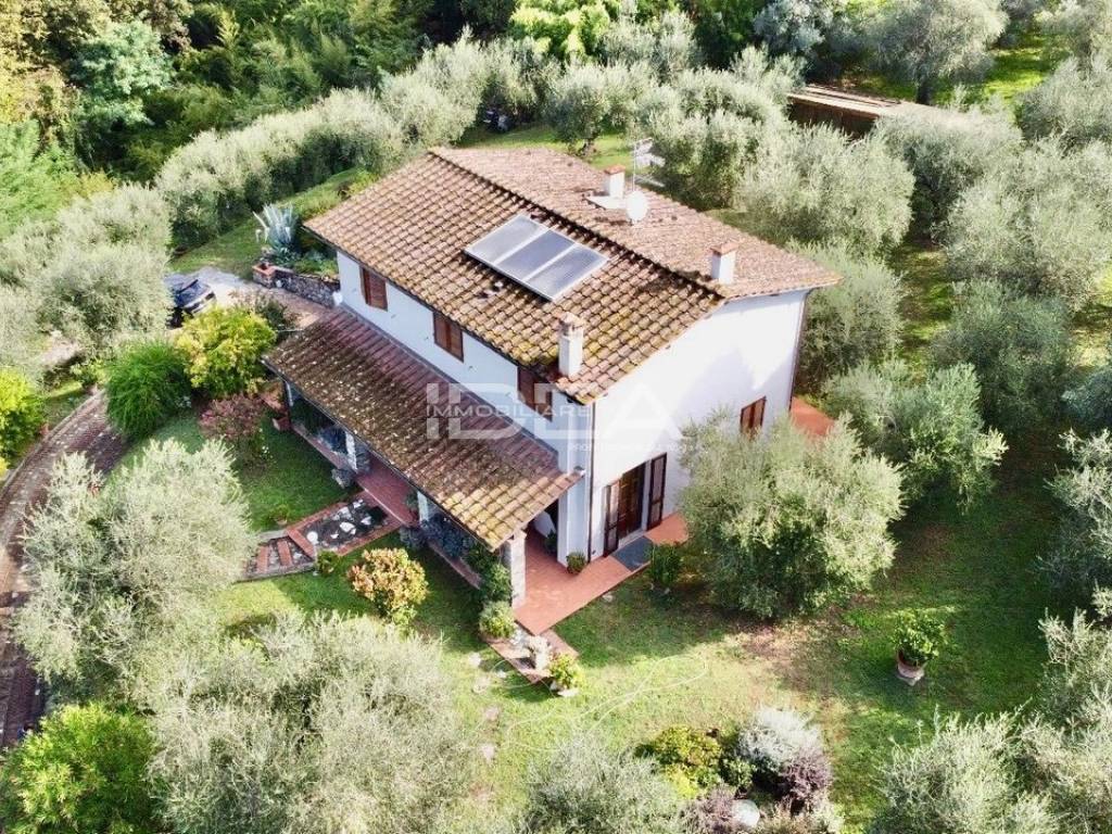 Villa a Lucca in Via di Palmata , - Foto 3