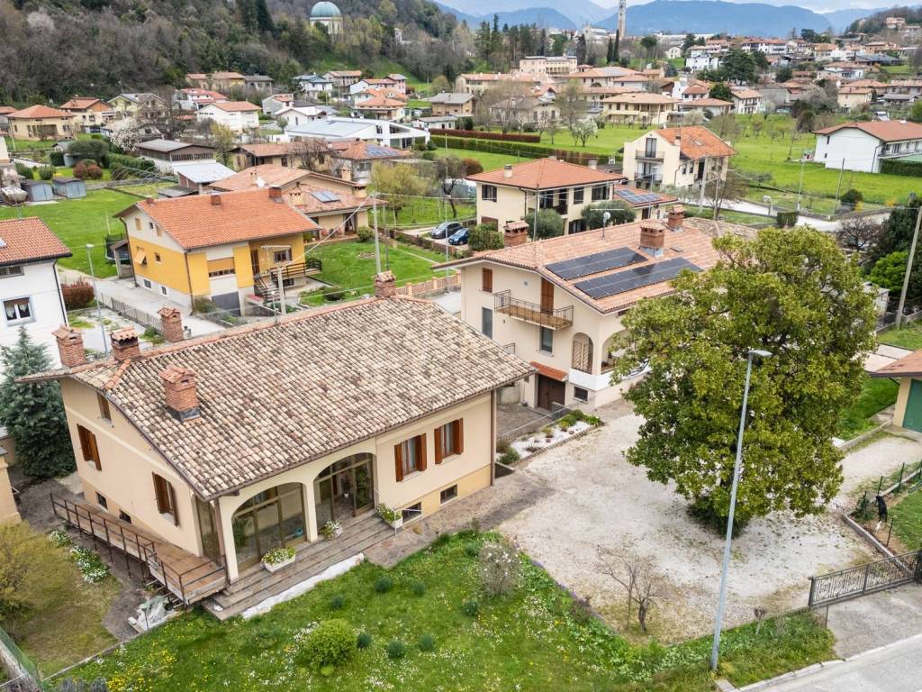 Villa a Buja in Via Ursinins Piccolo, 75 - Foto 2