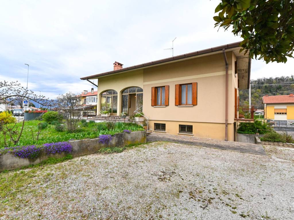 Villa a Buja in Via Ursinins Piccolo, 75 - Foto 5