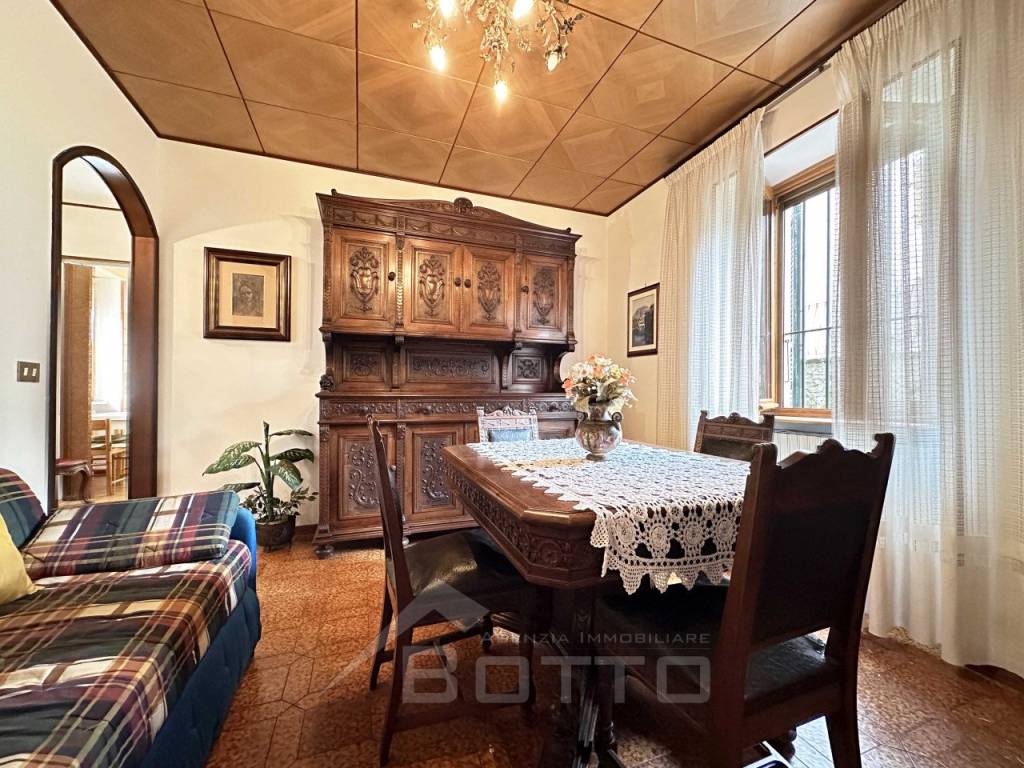 Appartamento a Borgosesia in Via Montrigone 75 - Foto 2