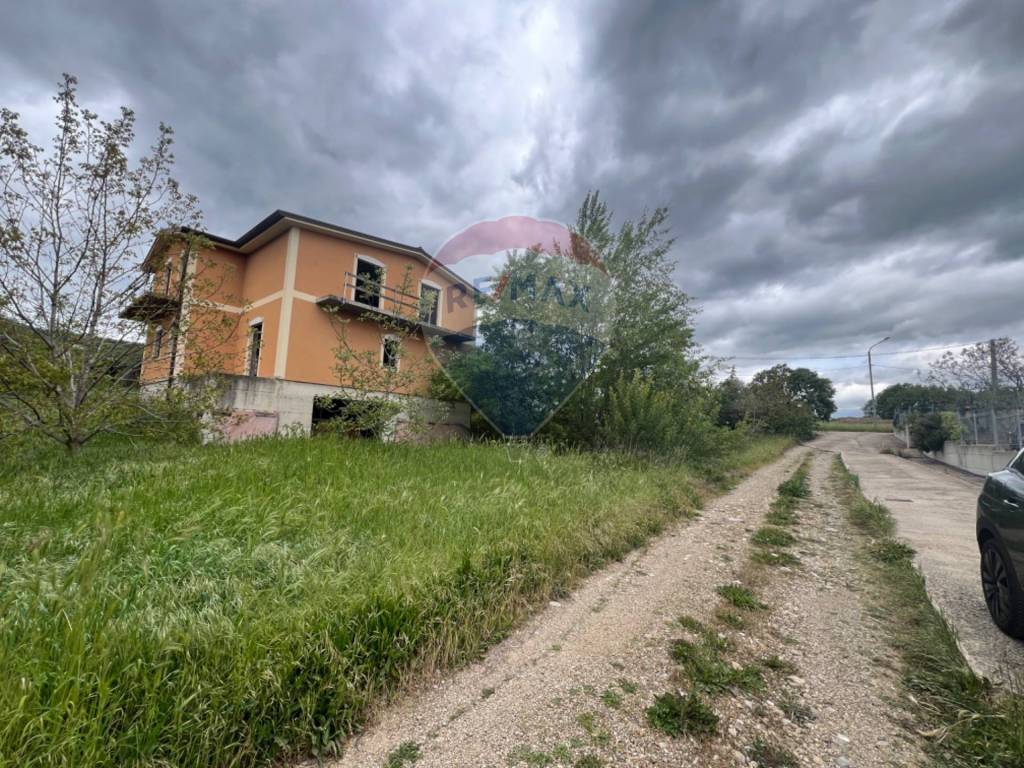 Villa a Venosa in Contrada San Giorgio - Foto 4