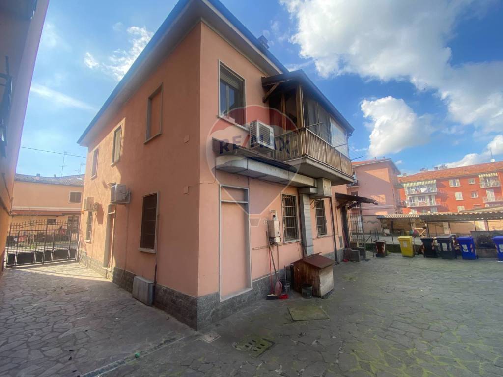 Palazzo / stabile a Pavia in Via San Giovannino, 23 - Foto 5
