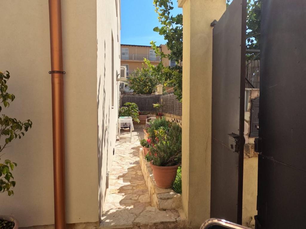 Appartamento a Agrigento in Lungomare Falcone Borsellino - Foto 3