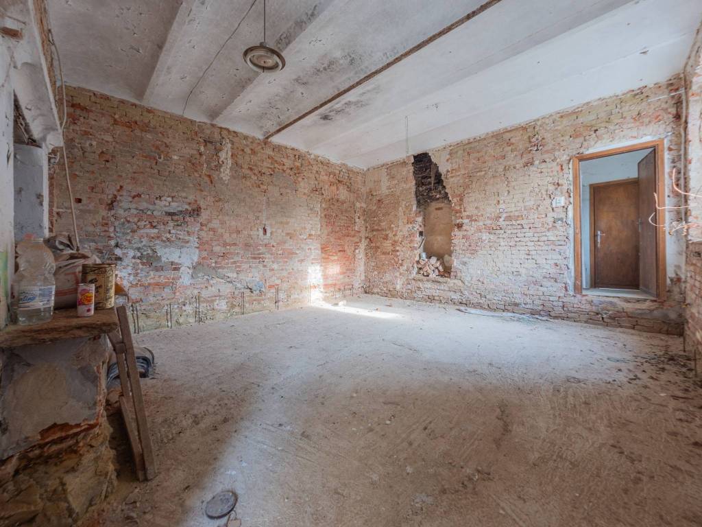 Rustico / casale a Calliano in Via Vittorio Emanuele II, 42 - Foto 2