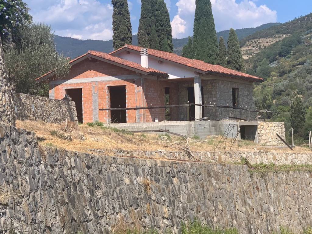 Villa a Bordighera in Via Generale Vincenzo Rossi, 128 - Foto 2