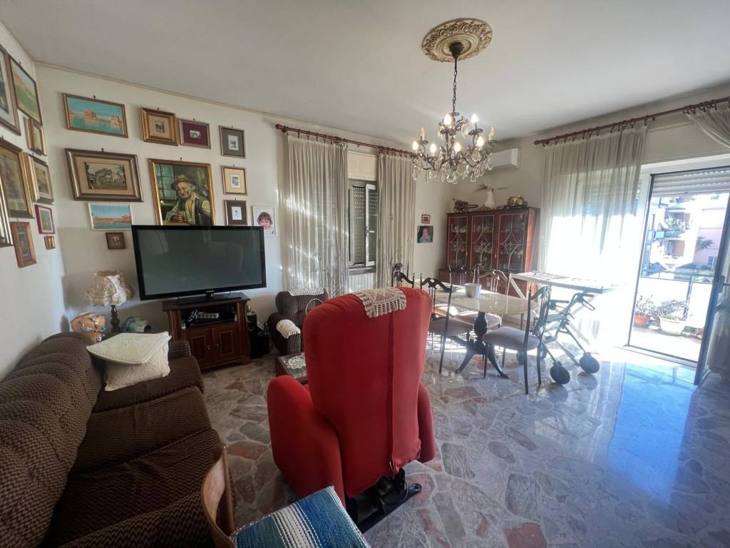 Appartamento a Aprilia in Via Marco Aurelio - Foto 4