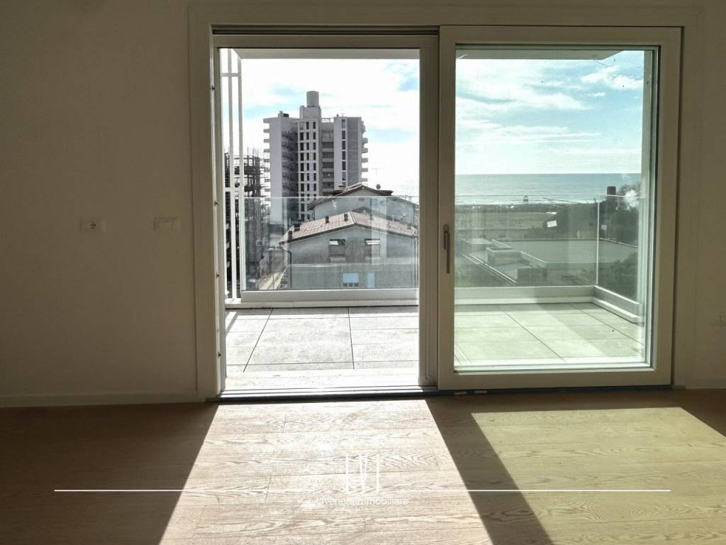 Attico / mansarda a Jesolo in Via Vittorio Veneto, 16 - Foto 2