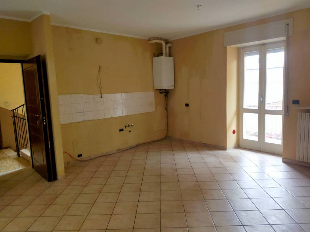 Appartamento a Borgomanero in Corso Giuseppe Mazzini - Foto 3