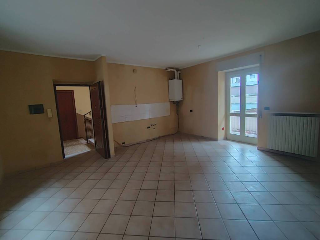 Appartamento a Borgomanero in Corso Giuseppe Mazzini - Foto 4