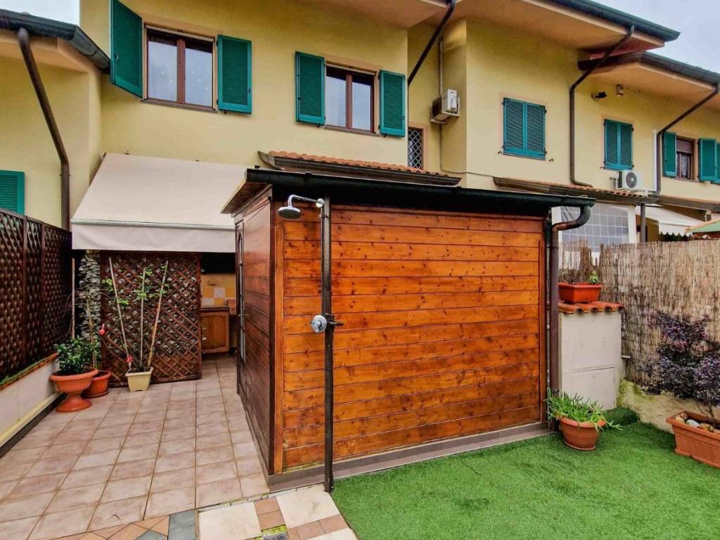 Villetta a schiera a Forte dei marmi in Via Antonio Gramsci - Foto 3