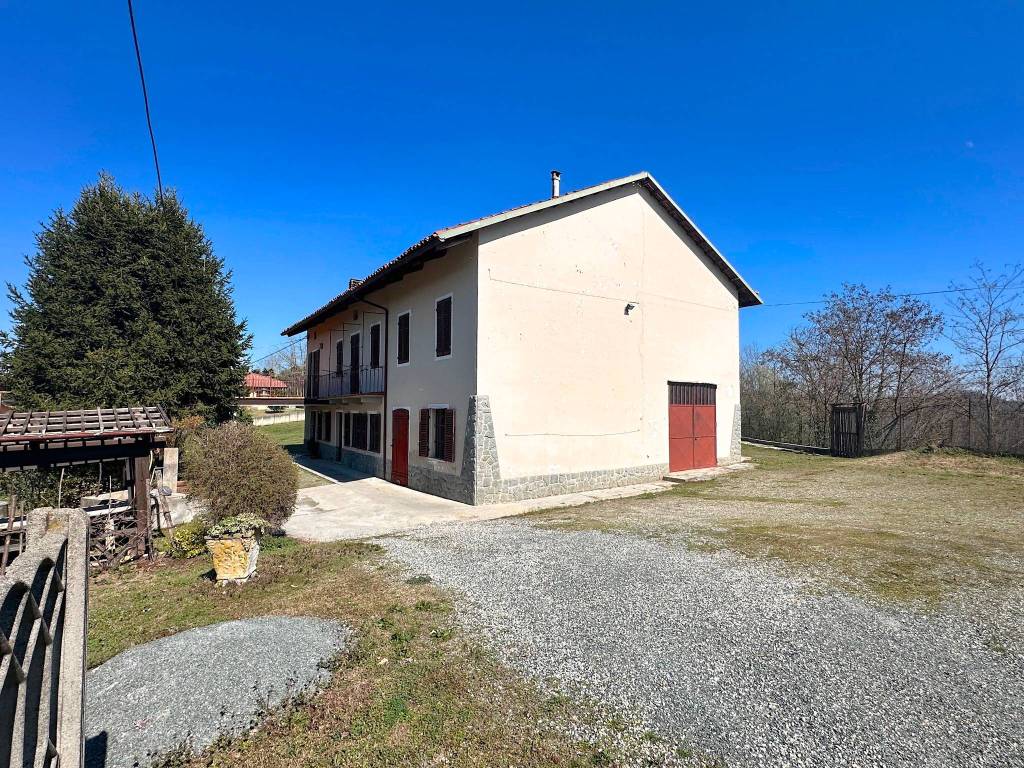 Casa indipendente a Bra in Strada San Michele - Foto 2