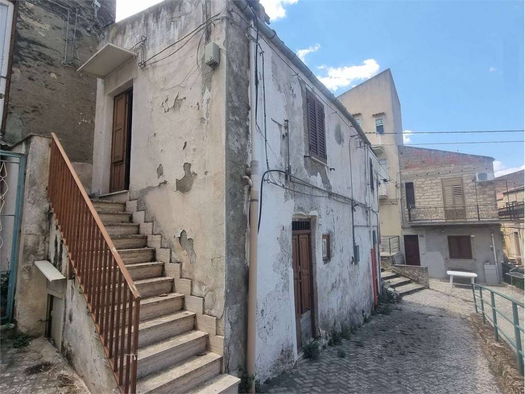 Casa indipendente a Campofranco in Via Salvatore, 100 - Foto 5