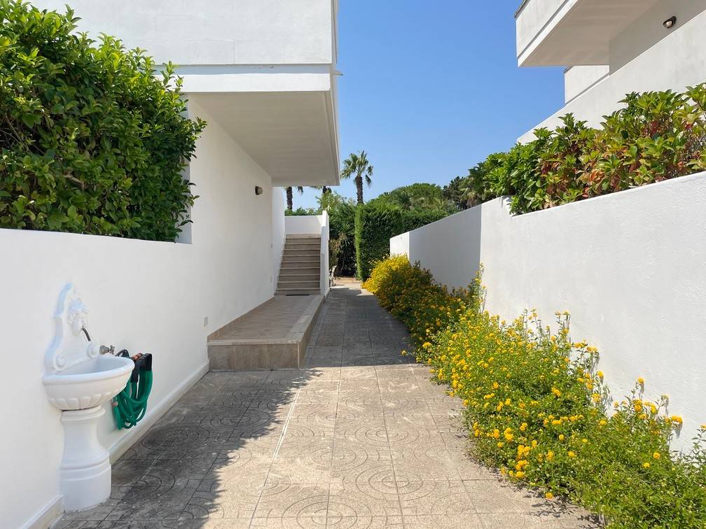 Villa a Melendugno in Via Massimo Troisi - Foto 4