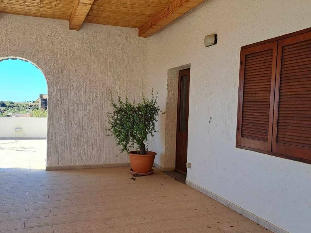 Villa a Pantelleria in Via Roncone Salerno - Foto 4
