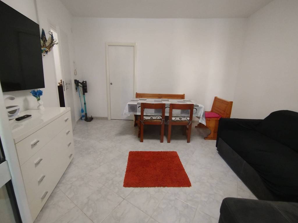 Appartamento a Busto arsizio in Via Carlo Collodi, 8 - Foto 3