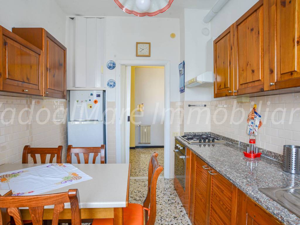 Appartamento a Savona in Via dei Lottero - Foto 4