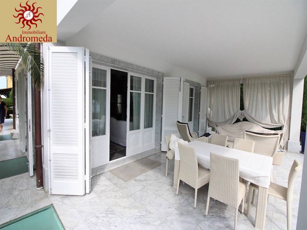 Villa a Forte dei marmi in Via Versilia - Foto 5
