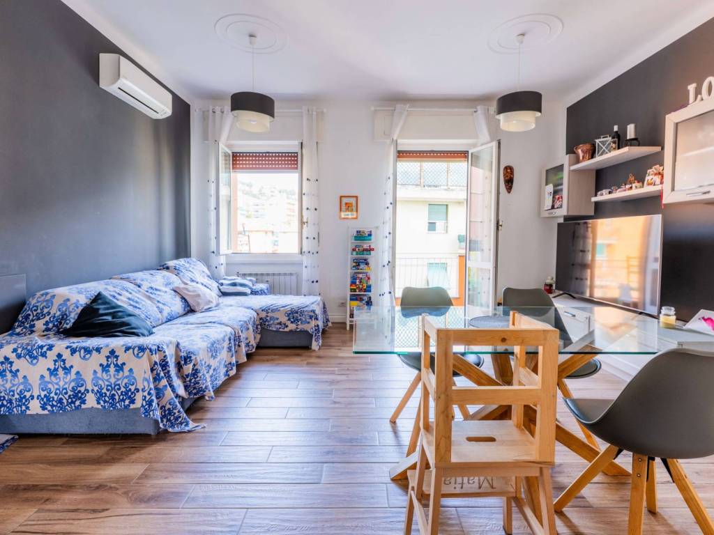 Appartamento a Genova in Via Giovanni Casartelli, 7 - Foto 4