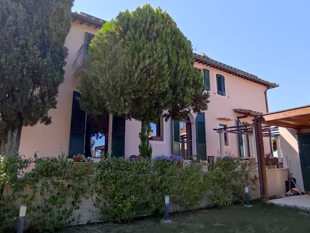 Casa indipendente a San gimignano in Strada di San Benedetto - Foto 2