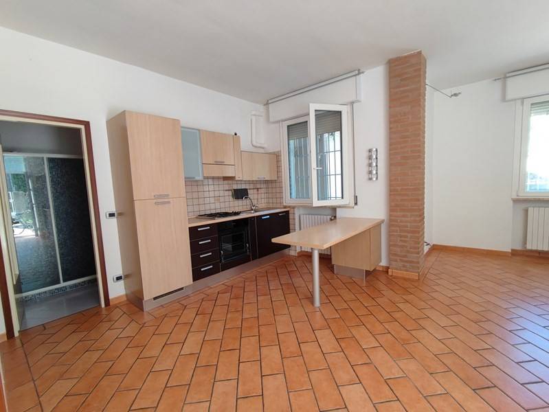Appartamento a Bondeno in Via Cimabue, 3 - Foto 2