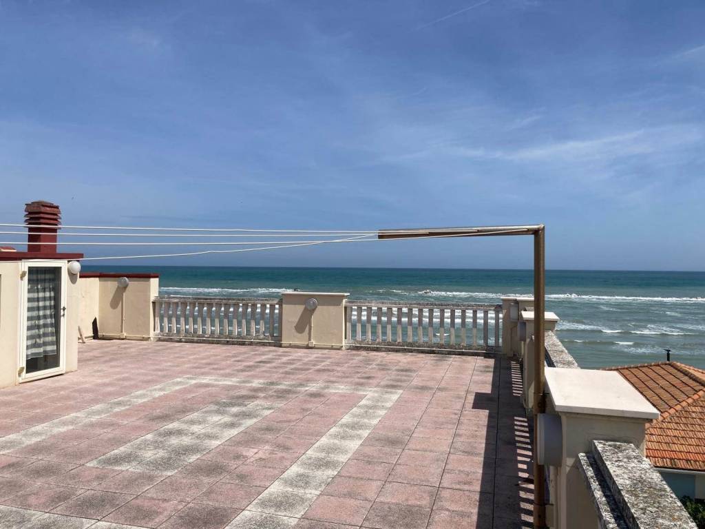 Appartamento a Fano in via Faa di Bruno - Foto 3