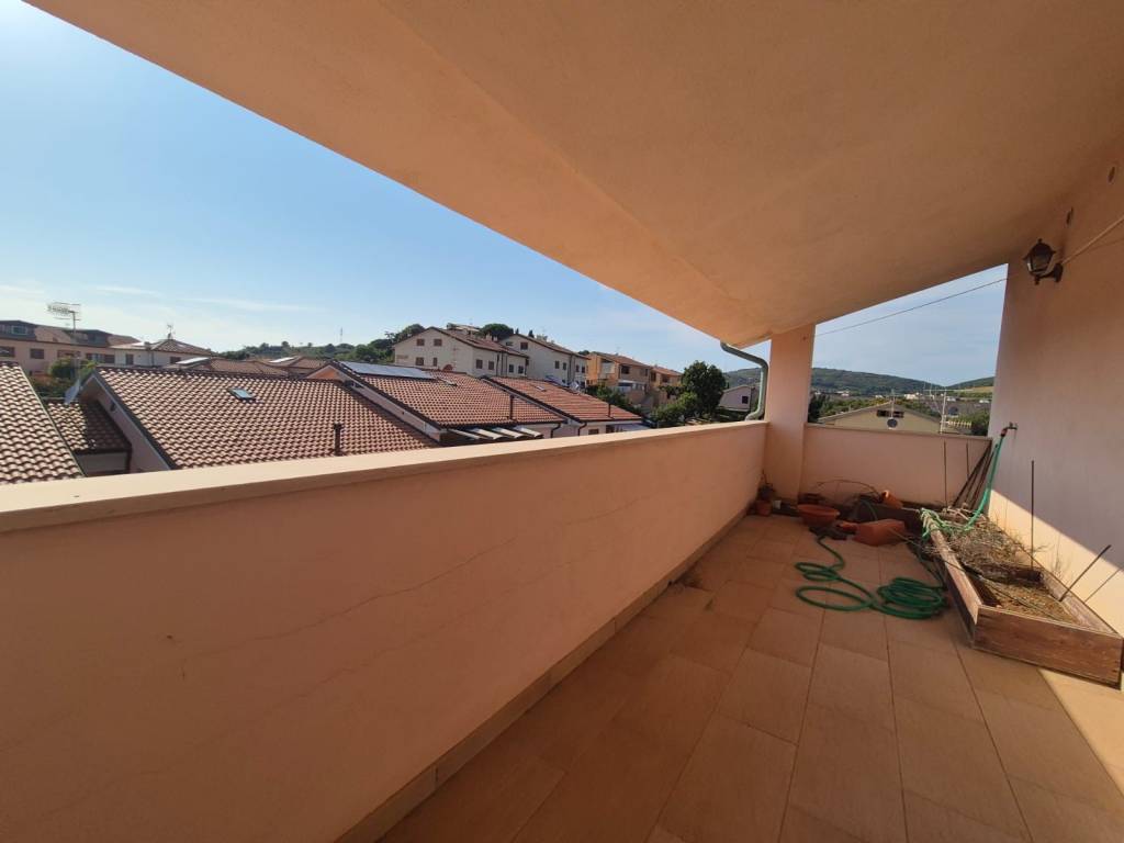Attico / mansarda a Piombino in Via Francesco De Sanctis - Foto 2