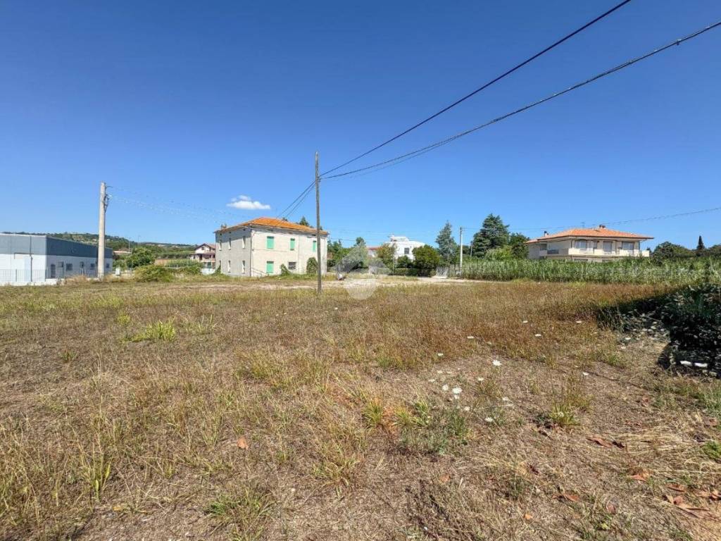 Palazzo / stabile a Miglianico in Contrada Cerreto, 337 - Foto 3