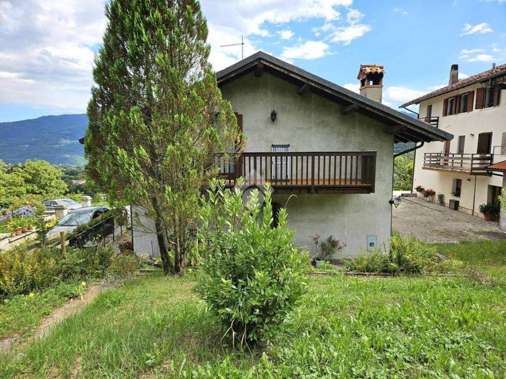 Casa indipendente a Feltre in via cart, 38 - Foto 2