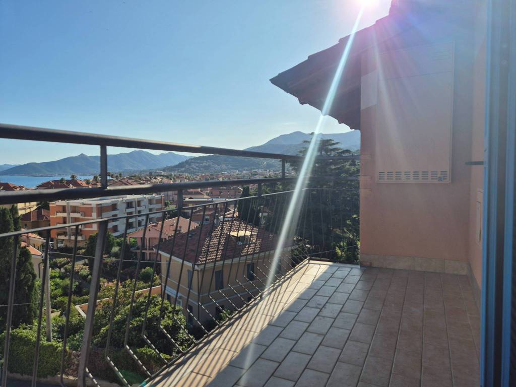 Appartamento a Borgio verezzi in Via Montello, 12 - Foto 2