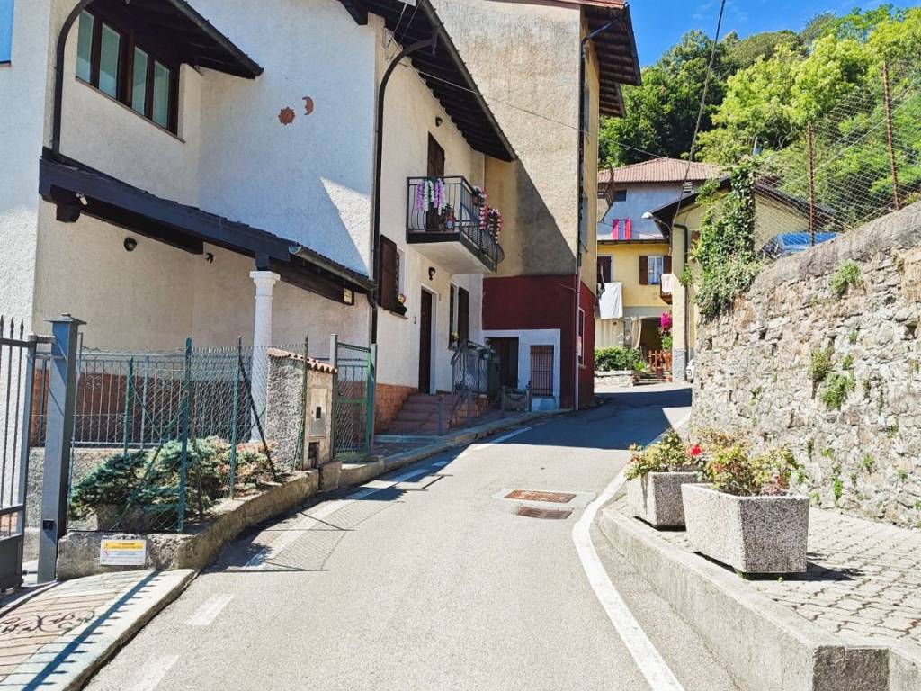 Appartamento a Cerano d'intelvi in Via Restaù, 11 - Foto 3