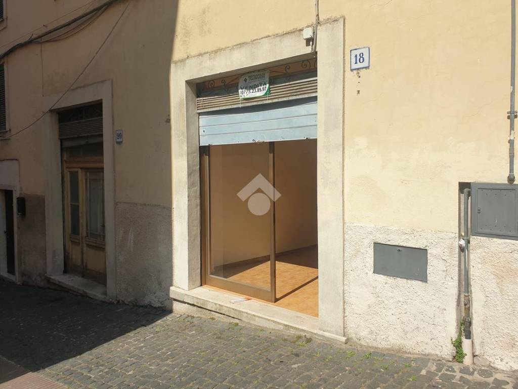 Immobile a Veroli in Negozio Via Giovanni Campano, 18 - Foto 4