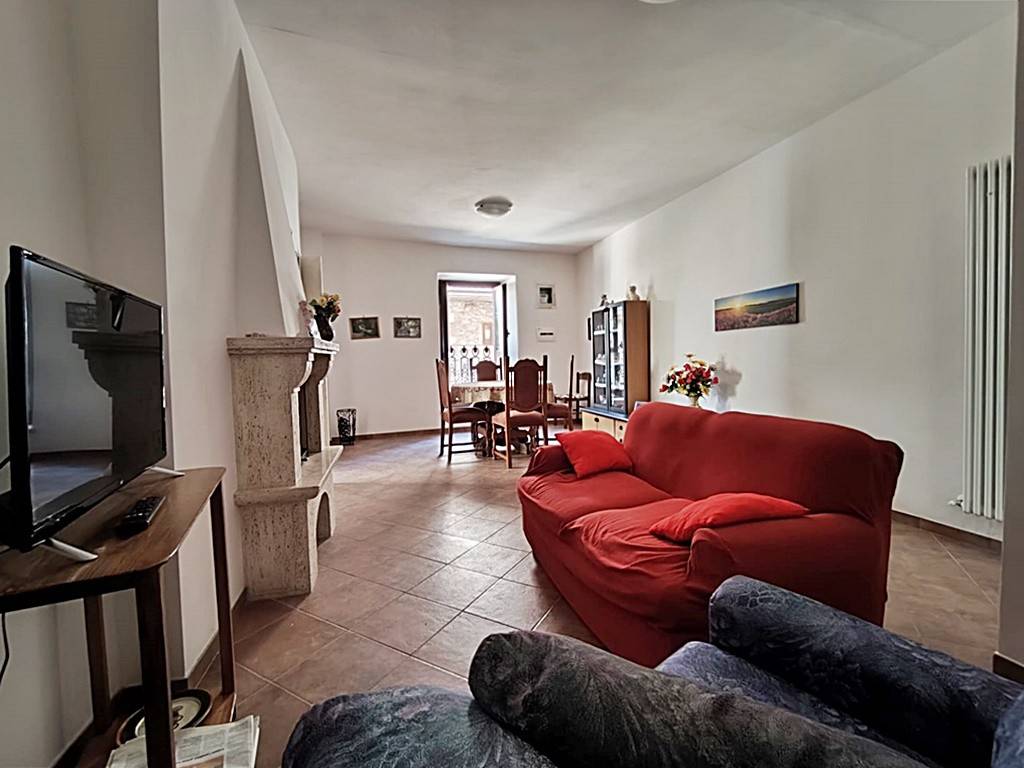 Casa indipendente a Baschi - Foto 2