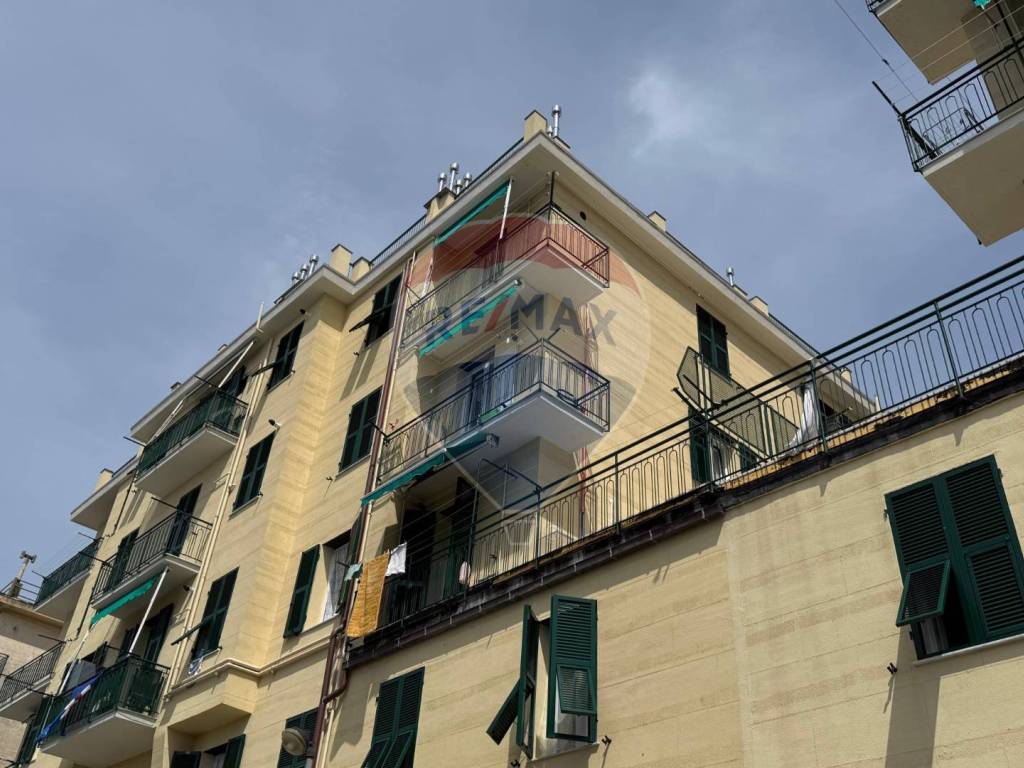 Appartamento a Genova in VIA ROANA, 4 - Foto 2