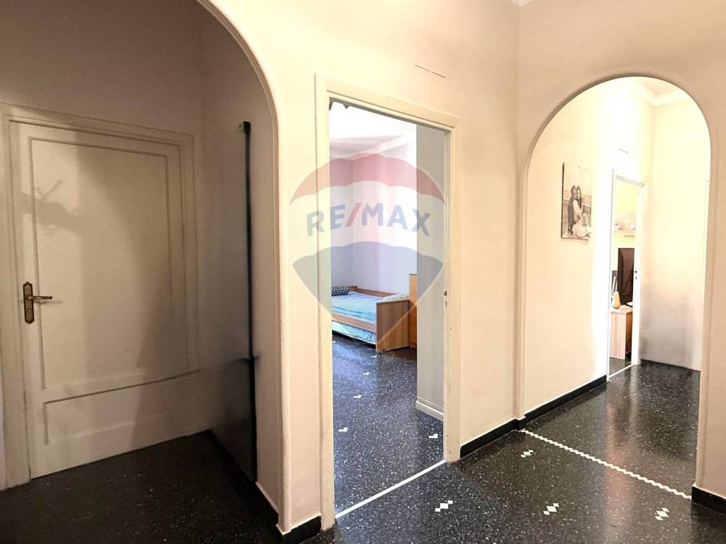 Appartamento a Genova in VIA ROANA, 4 - Foto 4