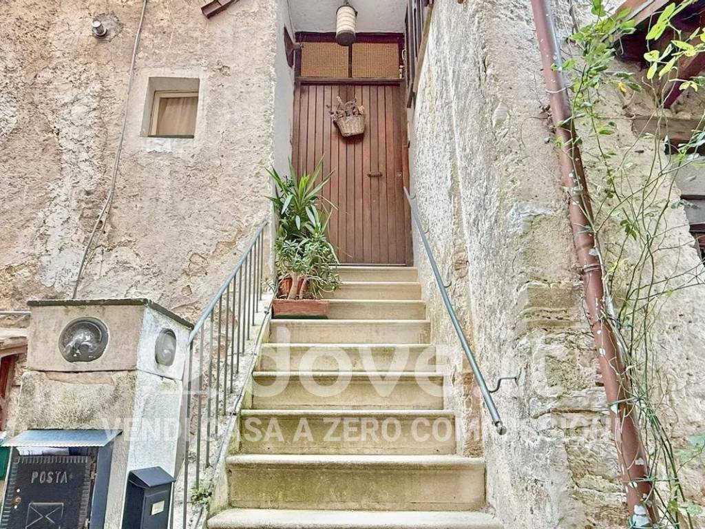 Appartamento a Contigliano in Via Umberto Primo, 19 - Foto 3
