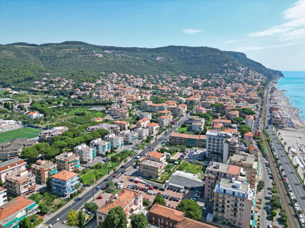 Attico / mansarda a Pietra ligure in Viale Europa - Foto 3