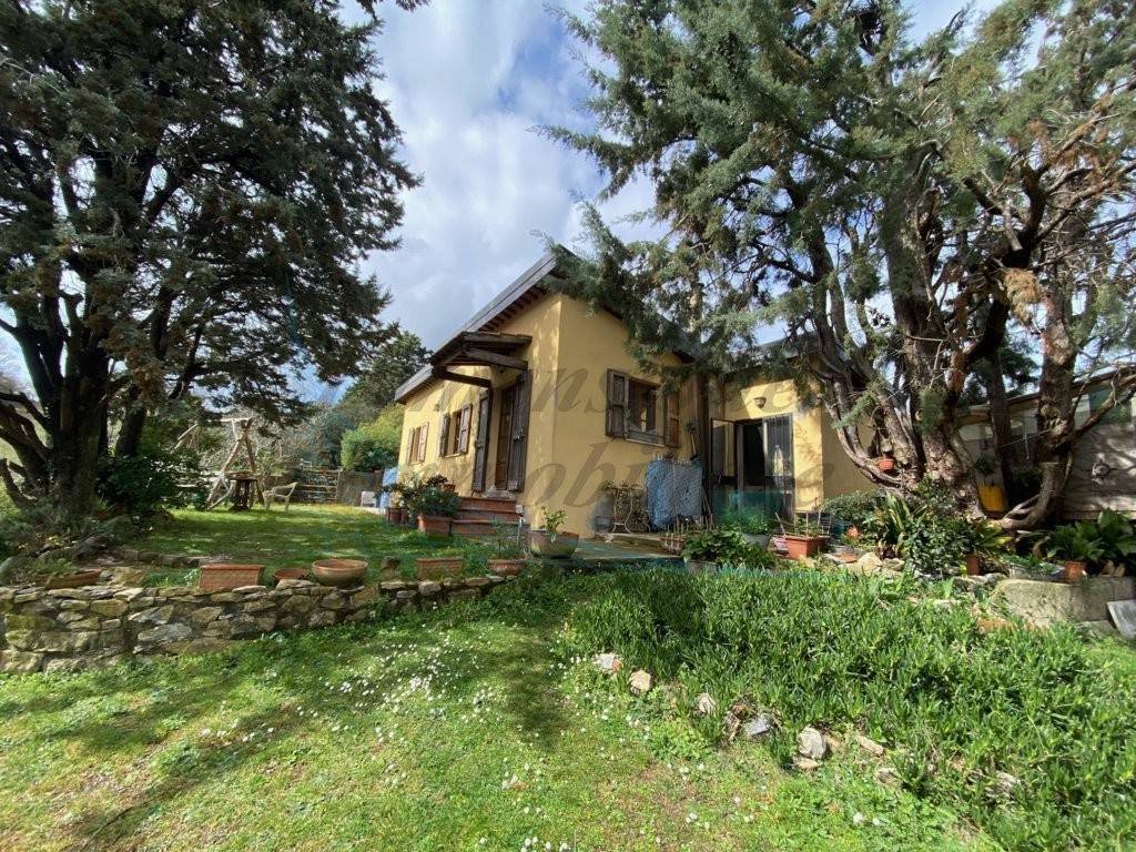 Villa a Rosignano marittimo in Piazza Antonio Gramsci, 7 - Foto 2