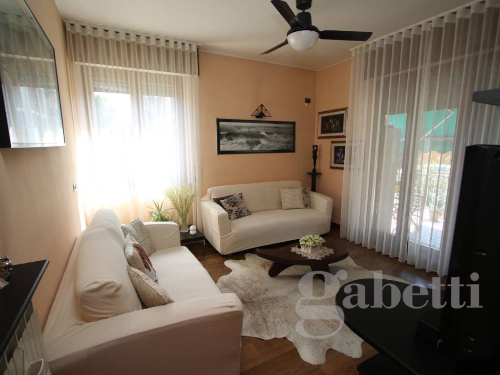 Appartamento a Gallarate in Via Torino, 47 - Foto 4