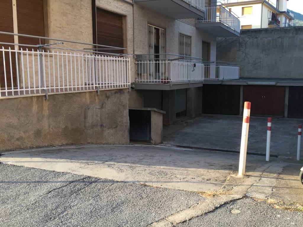 Box / garage a Spotorno in Via Foce - Foto 3
