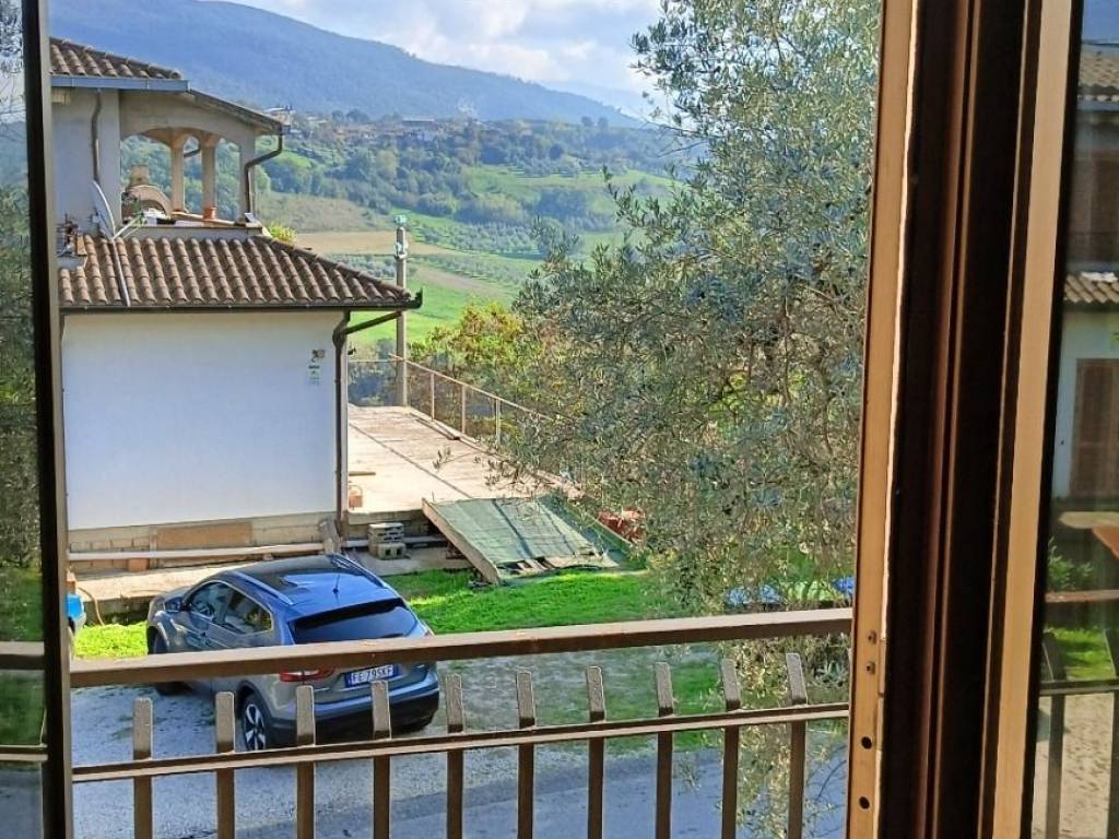 Casa indipendente a Calvi dell'umbria in Vocabolo San Vito - Foto 2