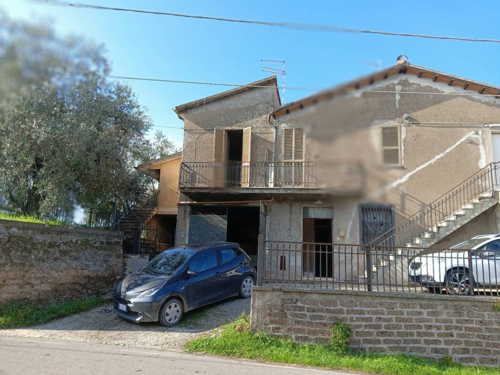Casa indipendente a Calvi dell'umbria in Vocabolo San Vito - Foto 4