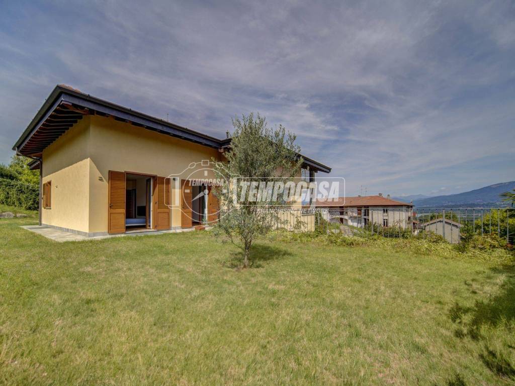 Villa a Azzate in Via Cascina Cassinello 5 - Foto 2