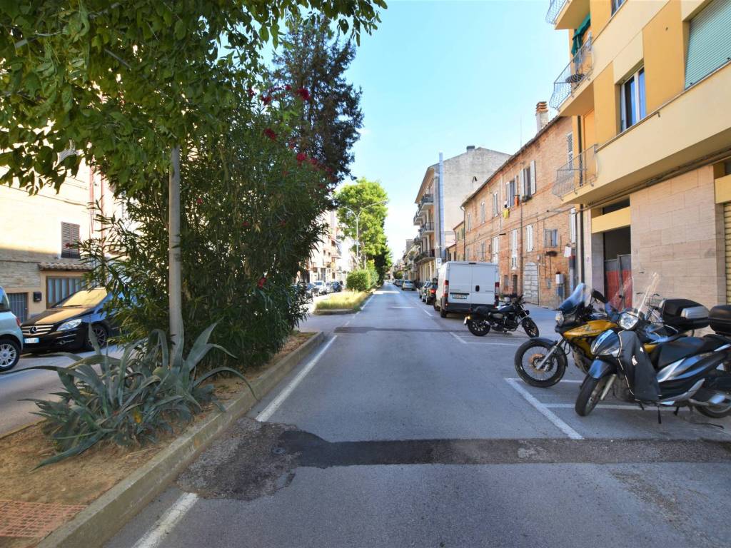 Appartamento a Porto san giorgio in Via Giordano Bruno, 191 - Foto 2