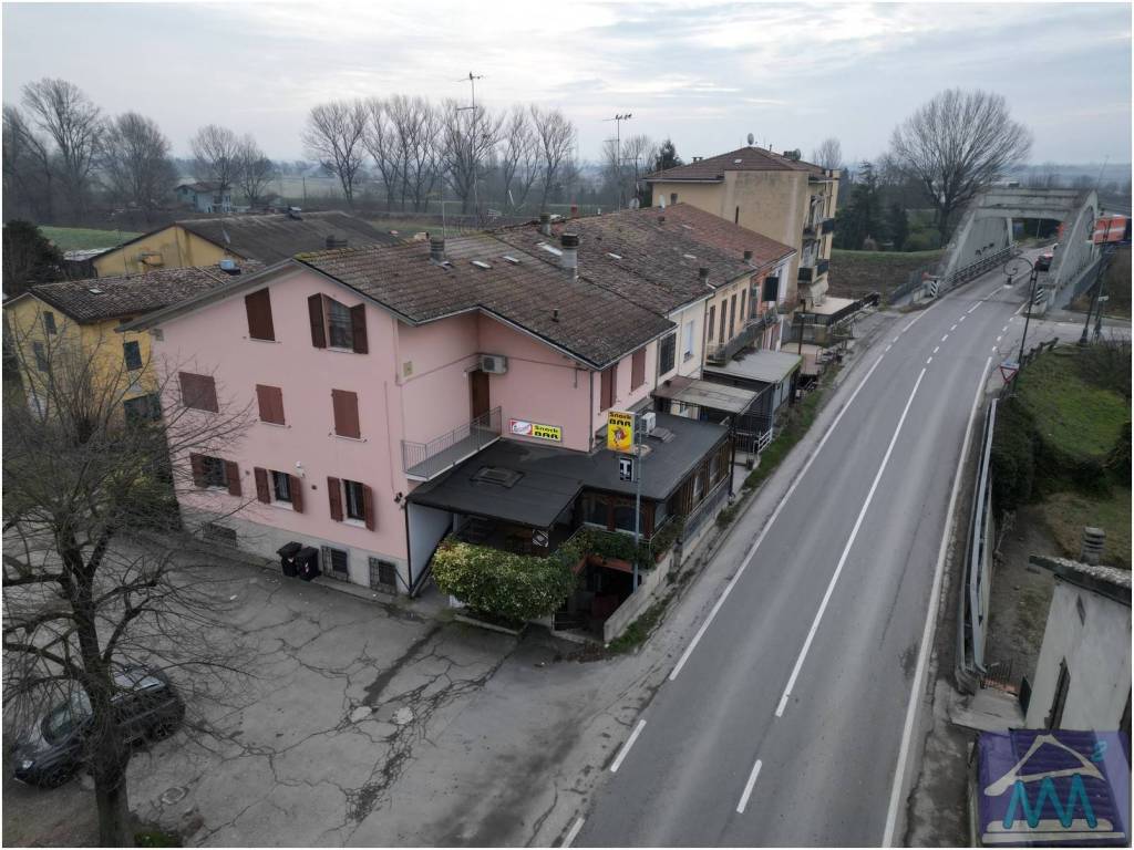 Casa indipendente a Gualtieri in Strada Statale 63, 28 - Foto 2