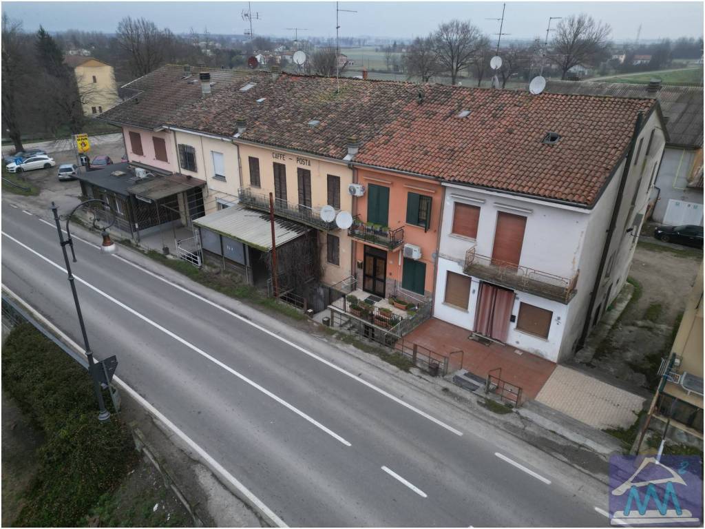 Casa indipendente a Gualtieri in Strada Statale 63, 28 - Foto 3