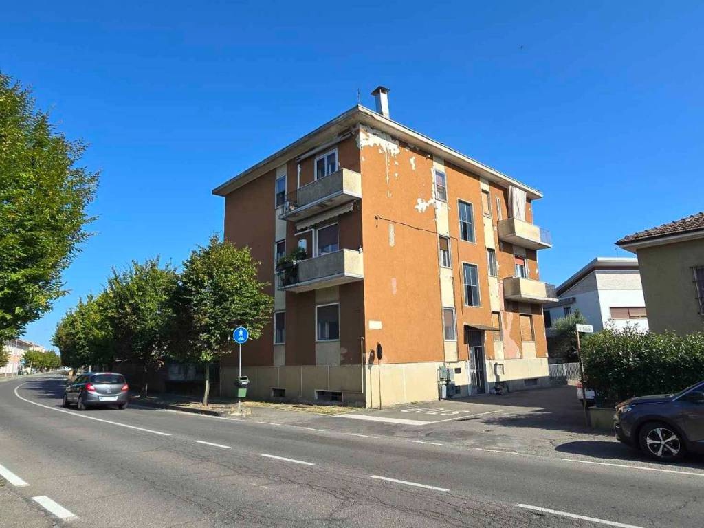 Appartamento a Mortara in Corso Giuseppe Garibaldi, 24 - Foto 3
