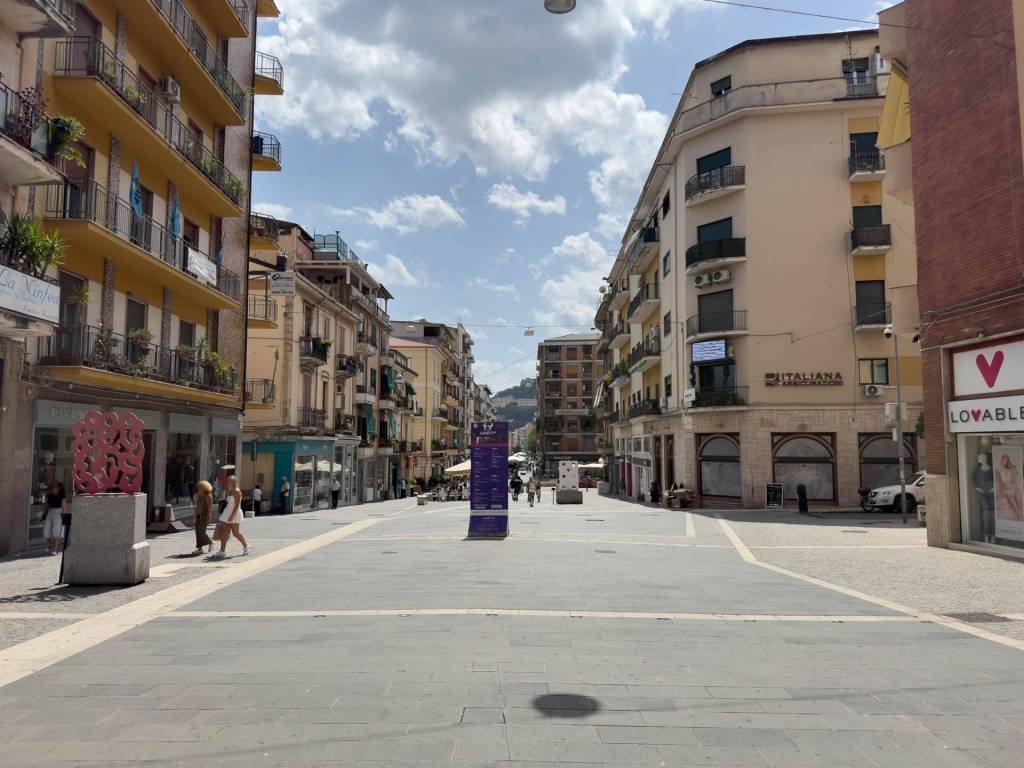 Appartamento a Cosenza in Corso Giuseppe Mazzini , 217 - Foto 2