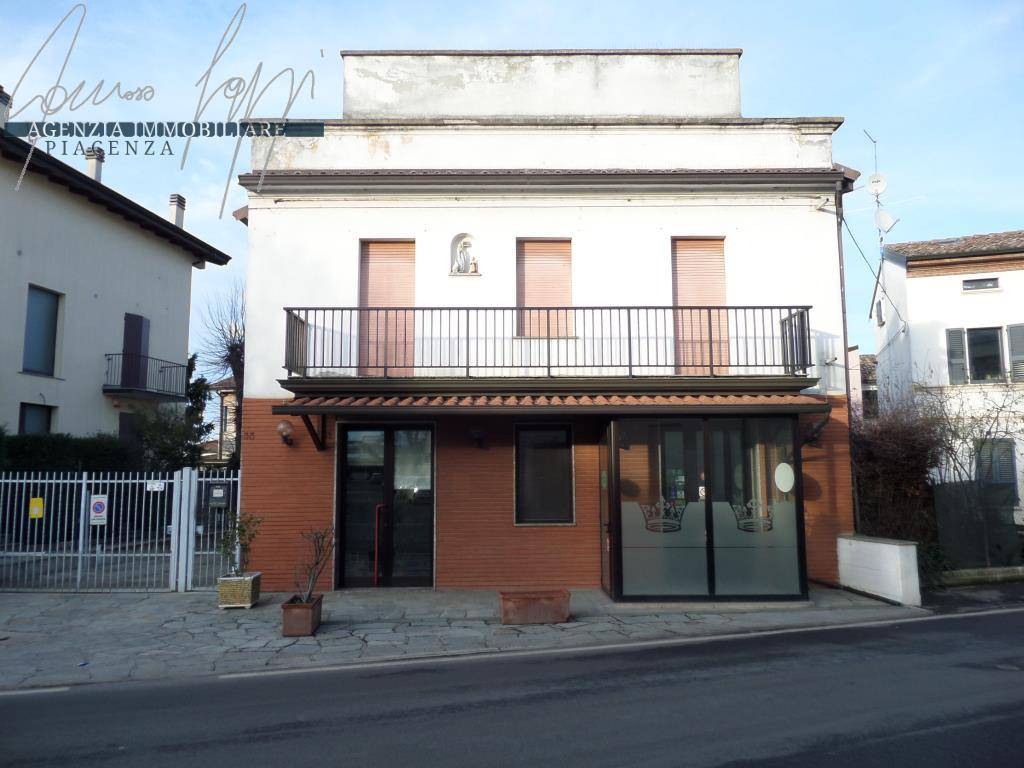 Casa indipendente a Piacenza in Strada Regina - Foto 2